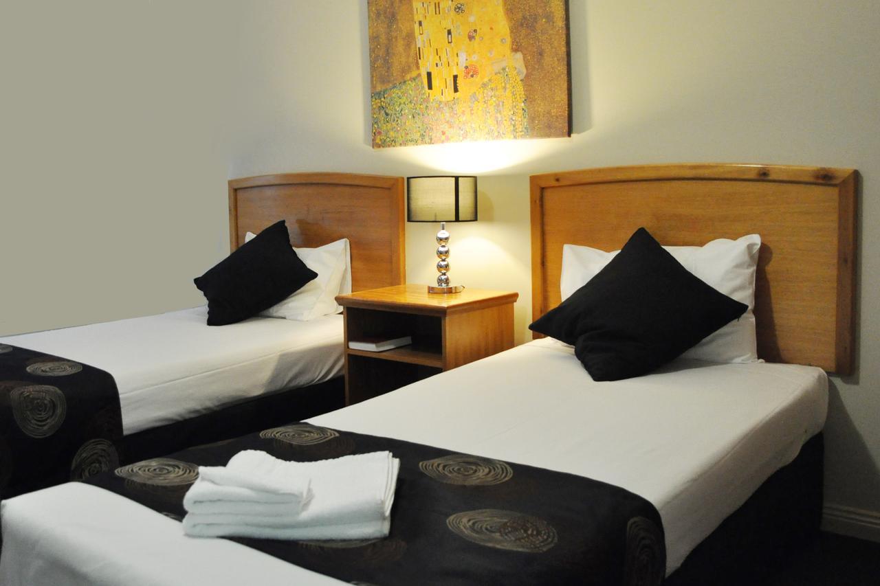 Meadowbrook Hotel Brisbane Loganlea Kültér fotó