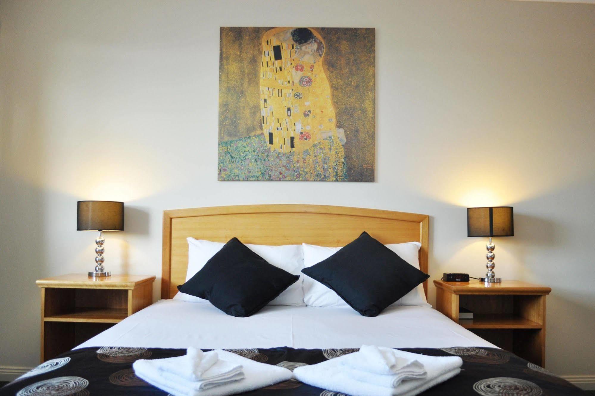 Meadowbrook Hotel Brisbane Loganlea Kültér fotó