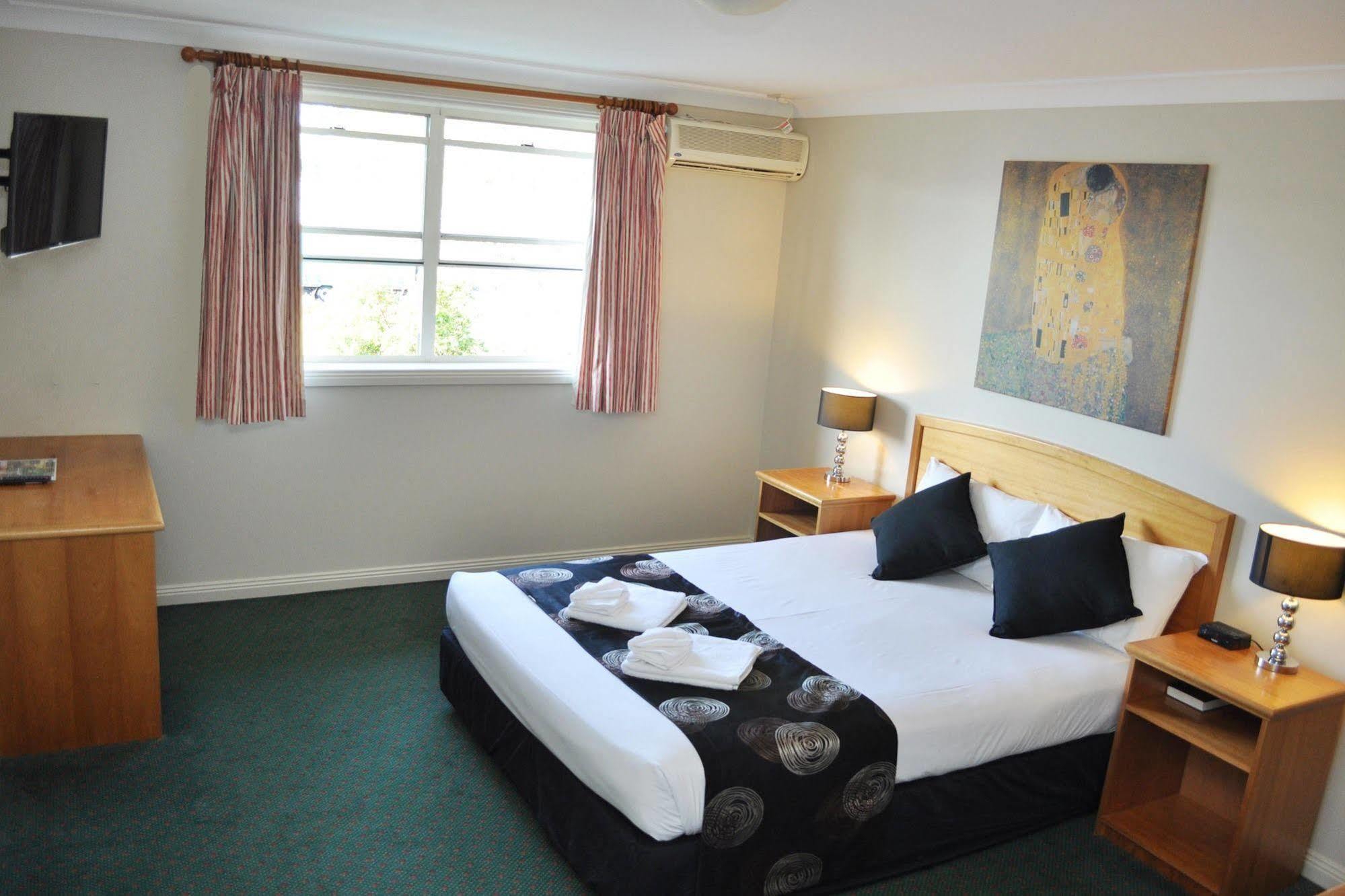 Meadowbrook Hotel Brisbane Loganlea Kültér fotó